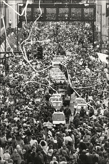 1987 Twin World Series victory parade on Wabasha Street St. Paul (Photo courtesy St. Paul Pioneer Press)